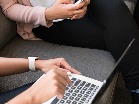 半托管模式下的跨境電商物流企業(yè)挑戰(zhàn)與機(jī)遇:物流新模式的發(fā)展趨勢 半托管模式下的跨境電商物流企業(yè)挑戰(zhàn)與機(jī)遇:物流新模式的發(fā)展趨勢