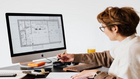 亞馬遜自然排名首頁，是否繼續(xù)投入廣告？