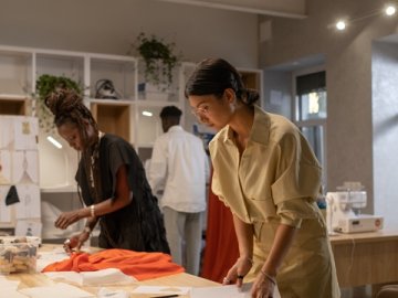 加拿大商標(biāo)注冊(cè)費(fèi)用及流程詳解：從申請(qǐng)到保護(hù)，步步為營(yíng)