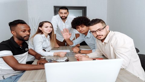 京東全球購與天貓國際的運營模式與營銷策略比較