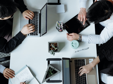 香港公司管理常見誤區(qū)及合規(guī)要點解析 香港公司管理常見誤區(qū)及合規(guī)要點解析