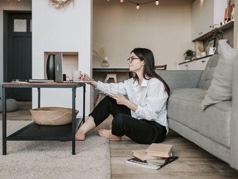 英國轉(zhuǎn)代理后能否重新下載VAT證書？