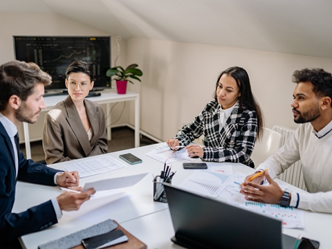 如何查詢香港個(gè)人或員工的強(qiáng)積金賬戶信息？