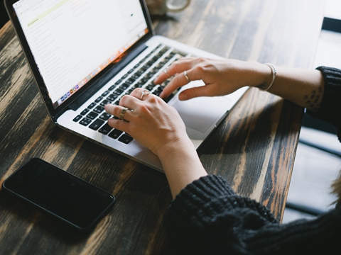 英國公司注冊后多久上市？需要哪些程序？